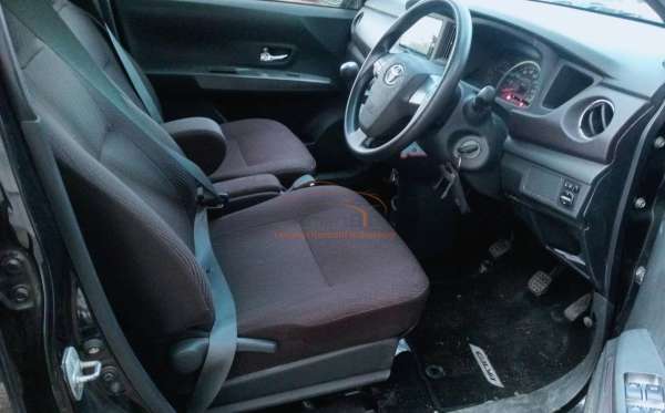 TOYOTA  CALYA  1.2 G M/T