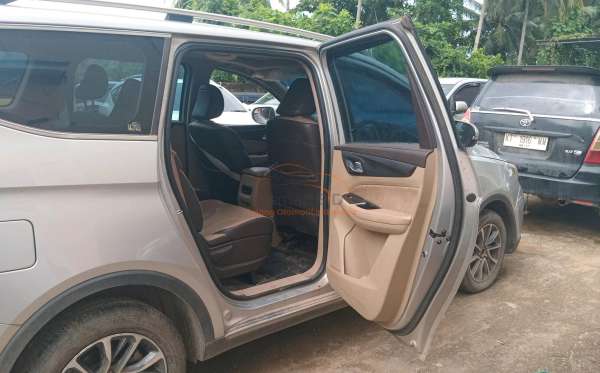 WULING 1.8L