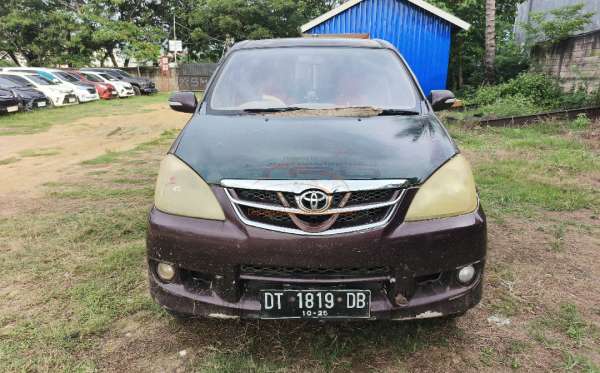 TOYOTA AVANZA 1.3 G