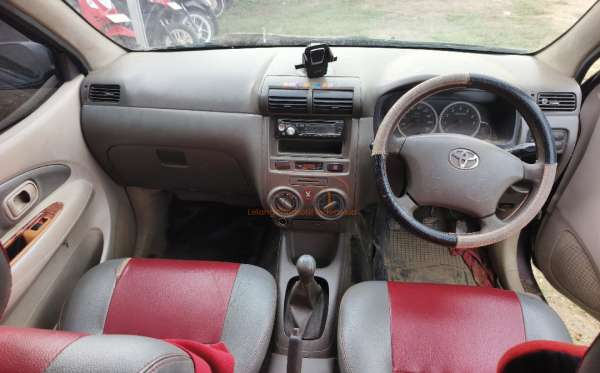 TOYOTA AVANZA 1.3 G