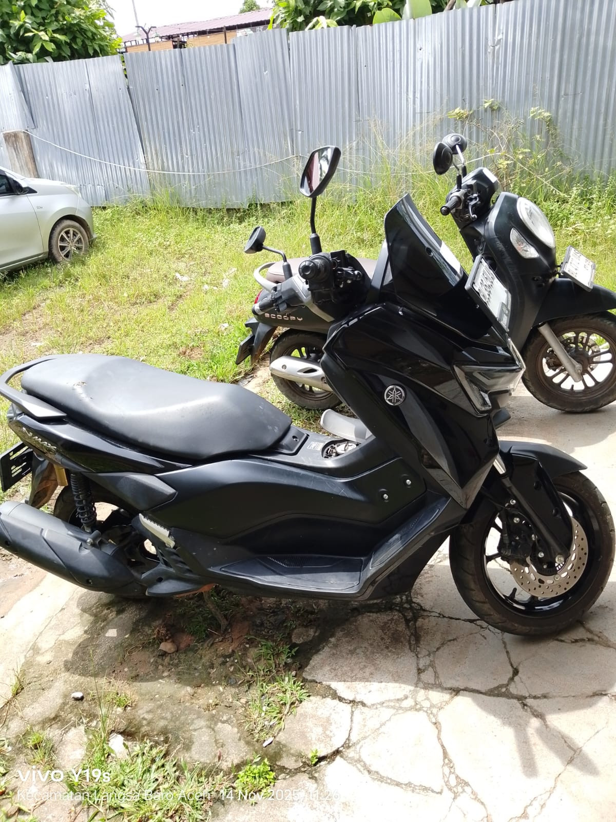 YAMAHA NMAX