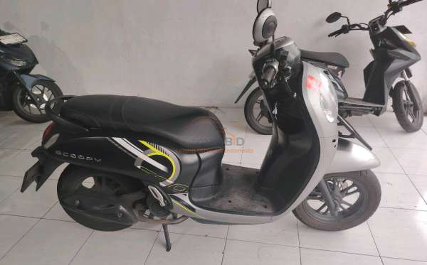 HONDA  SCOOPY
