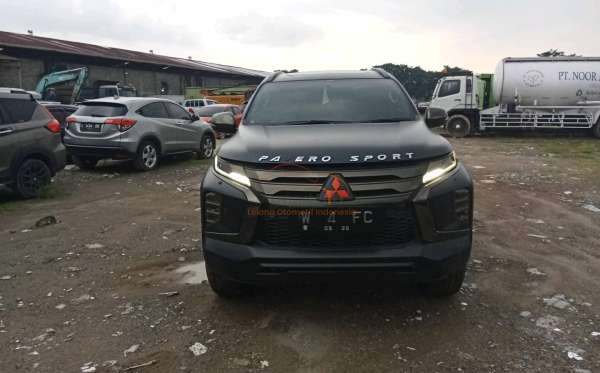 MITSUBISHI  PAJERO  SPORT 2.4L DAKAR-L (4X2)