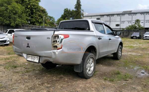 MITSUBISHI TRITON