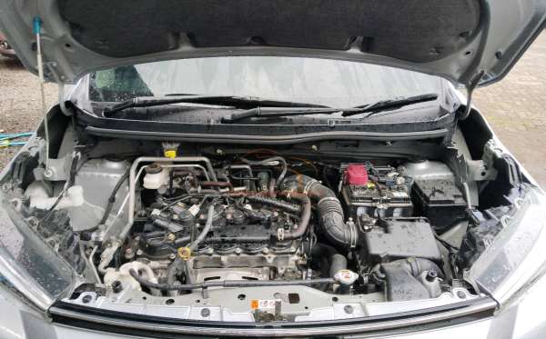 TOYOTA  AVANZA  1.5 G