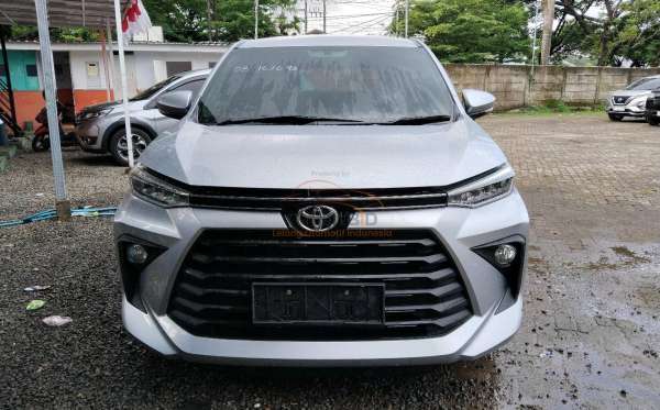 TOYOTA  AVANZA  1.5 G