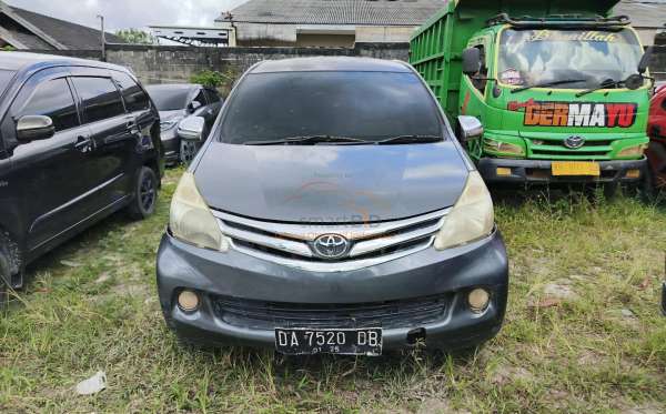 TOYOTA AVANZA 1.3 G