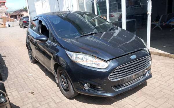 FORD FIESTA 1.5L