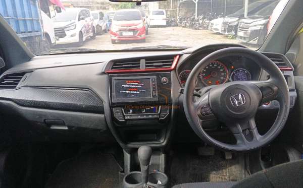 HONDA BRIO RS