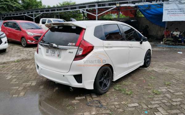 HONDA JAZZ GK5 1.5 RS
