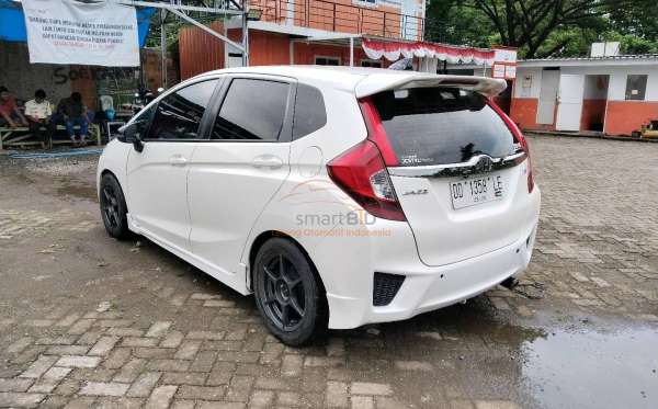 HONDA JAZZ GK5 1.5 RS