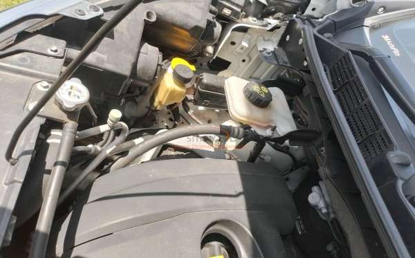 MAZDA BIANTE 2.0L 6 A/T