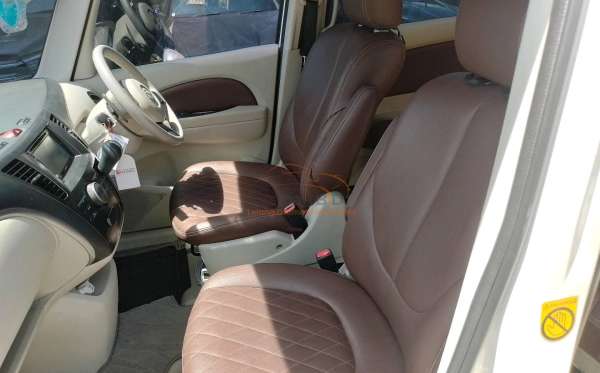 MAZDA BIANTE 2.0L 6 A/T