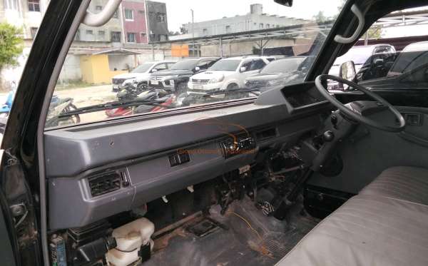 MITSUBISHI L300 PU FB-R (4X2)