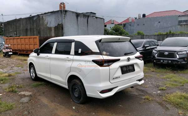 TOYOTA AVANZA 1.3 E