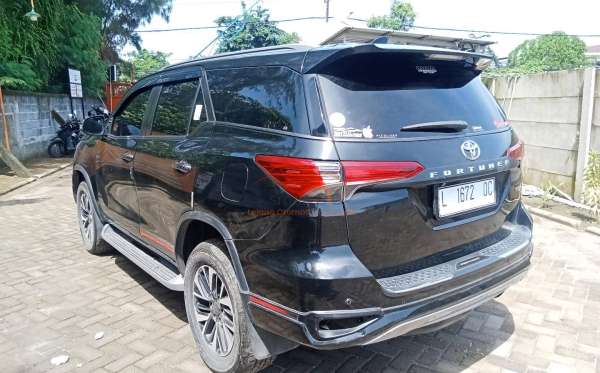 TOYOTA  FORTUNER  2.4 VRZ