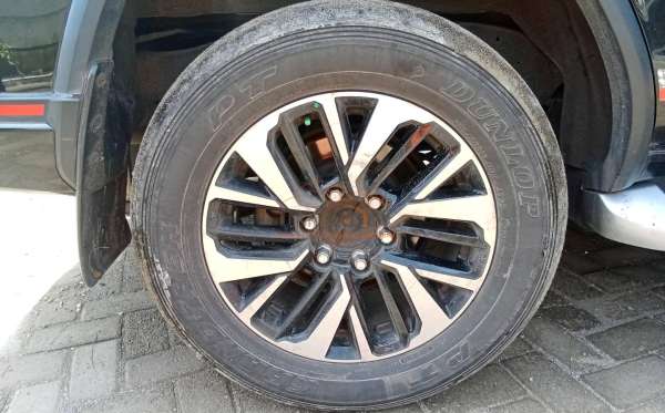 TOYOTA  FORTUNER  2.4 VRZ