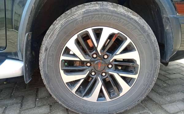 TOYOTA  FORTUNER  2.4 VRZ