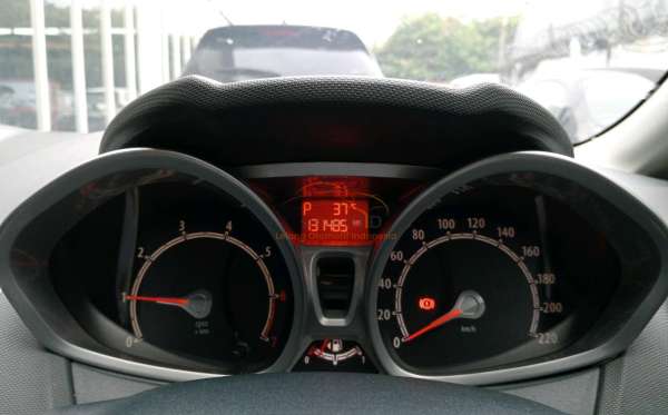 FORD FIESTA1.6L AT S