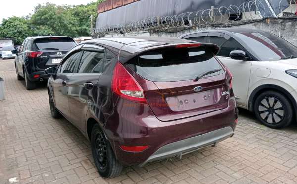 FORD FIESTA1.6L AT S