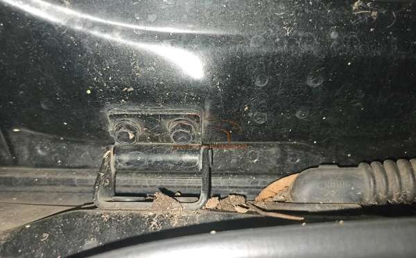 MITSUBISHI PAJERO SPORT 2.4L DAKAR-L (4X2)