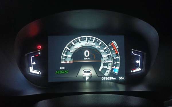 MITSUBISHI PAJERO SPORT 2.4L DAKAR-L (4X2)