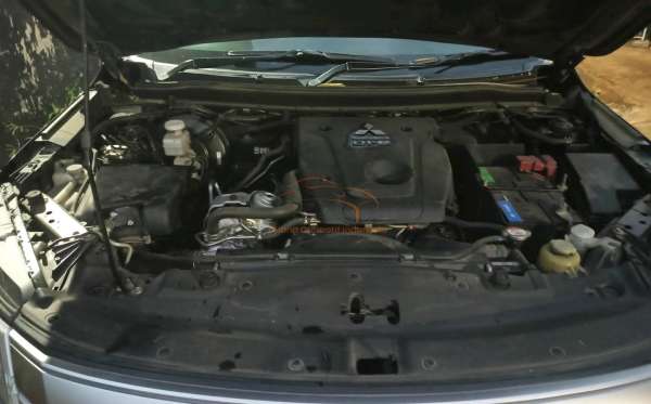 MITSUBISHI PAJERO SPORT 2.4L DAKAR-L (4X2)