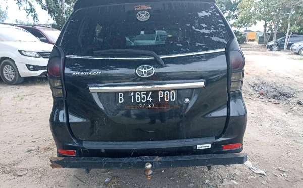 TOYOTA AVANZA