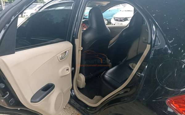 HONDA  BRIO  SATYA 1.2 E