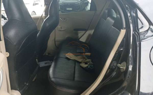 HONDA  BRIO  SATYA 1.2 E