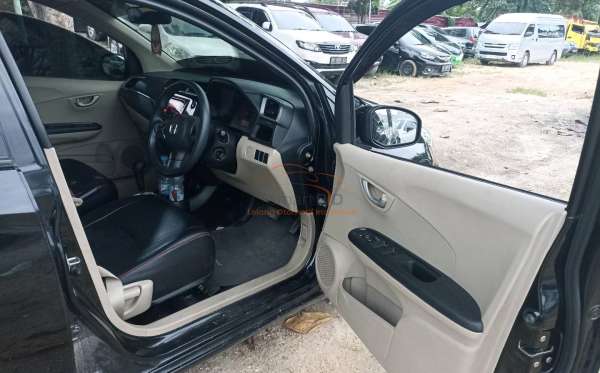 HONDA  BRIO  SATYA 1.2 E