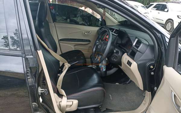HONDA  BRIO  SATYA 1.2 E