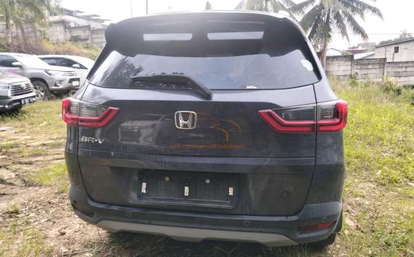 HONDA  BRV BR-V DG3 1.5 L E