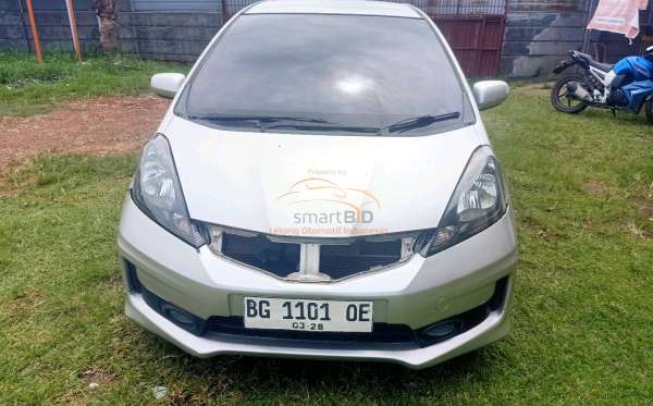 HONDA JAZZ GE8 1.5 E