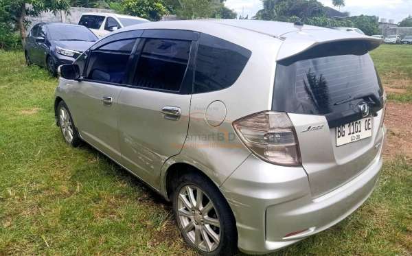 HONDA JAZZ GE8 1.5 E