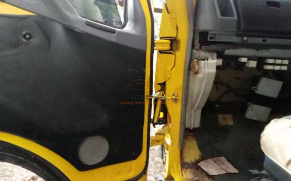 MITSUBISHI  FE  SUPER