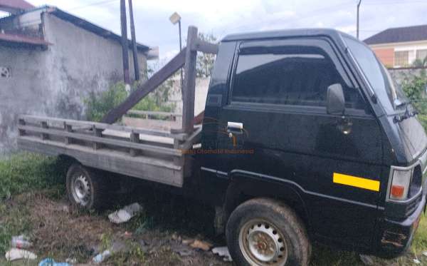 MITSUBISHI  L 300 L300 PU FB-R (4X2)