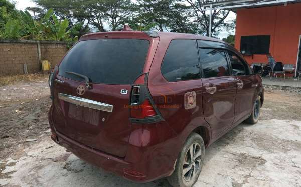 TOYOTA AVANZA