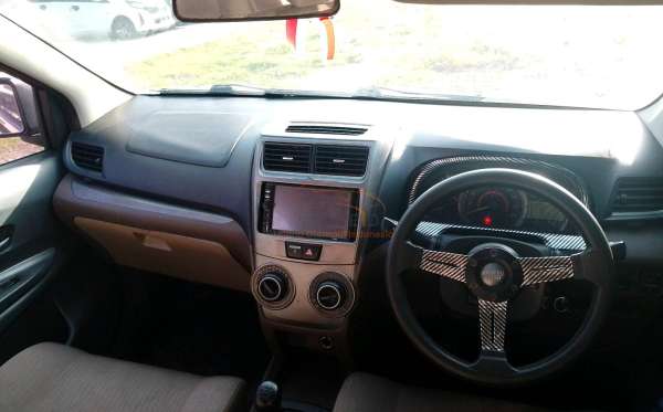 TOYOTA AVANZA 1.3 G