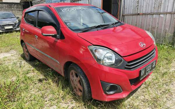 DAIHATSU AYLA 1.0 X