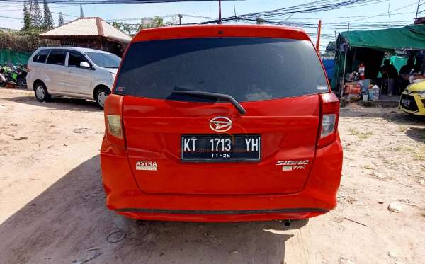 DAIHATSU SIGRA M