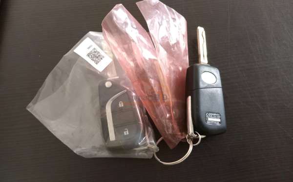 TOYOTA  INNOVA  2.4 V