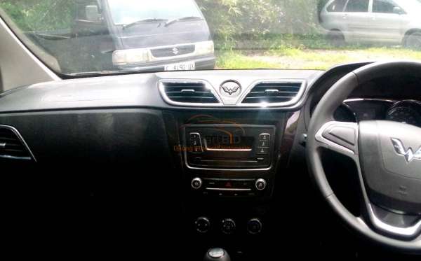 WULING CONFERO S 1.5C