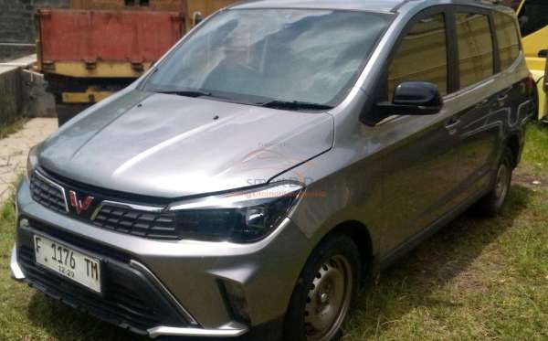 WULING CONFERO S 1.5C