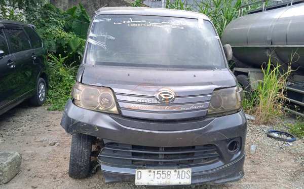 DAIHATSU LUXIO D