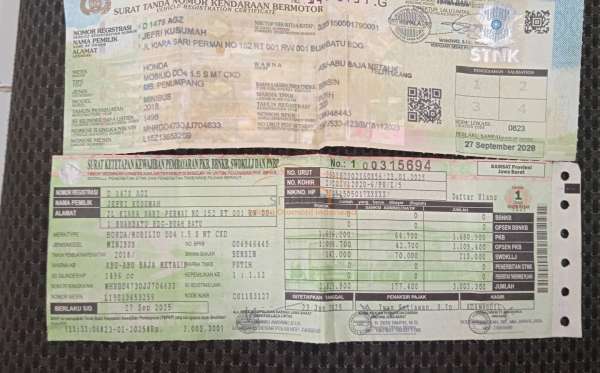 HONDA MOBILIO DD4 1.5 S