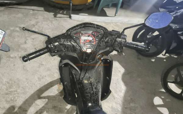 HONDA REVO