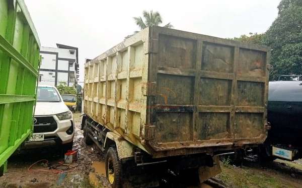 ISUZU  NMR 71T HD 5.8