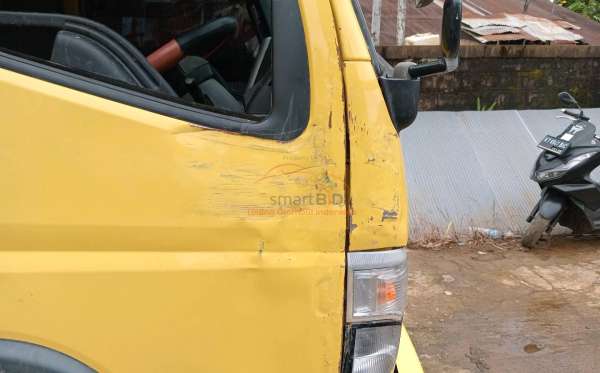 MITSUBISHI  CANTER  FE 75