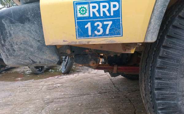 MITSUBISHI  CANTER  FE 75